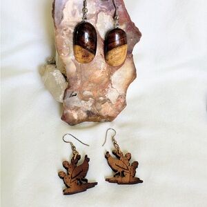 Set of 2 pair of wooden earrings desert quail & round cabochons #boho #festival
